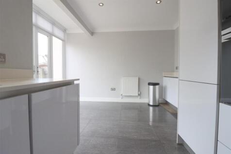 Cornwall Road, Kettering photo 5