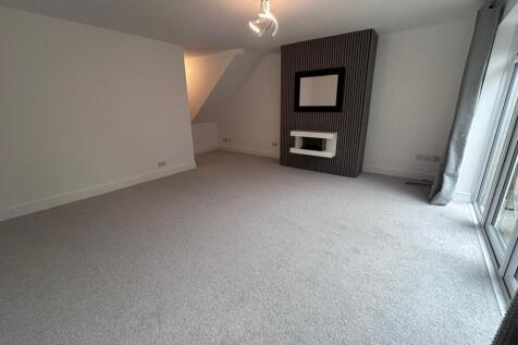 North Eastern Yeovil photo 4