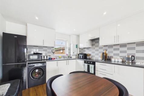 kitchen Area .jpg