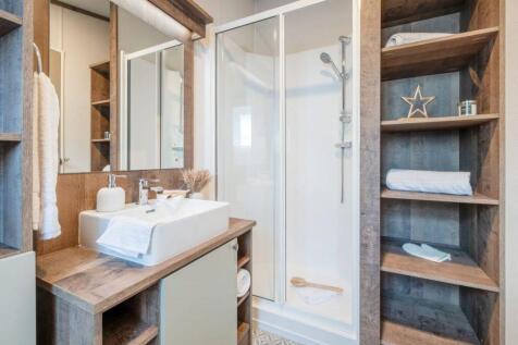 Harlington Lodge 34 Edited Scaled.jpg