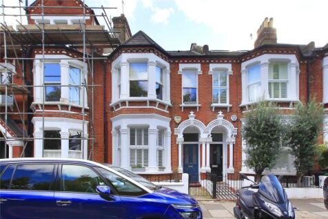 property in Grandison Road, 
Battersea, SW11