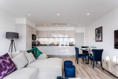 RECEPTION/KITCHEN/DINER