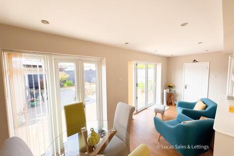 5 St James Cl Kettering-10.jpg