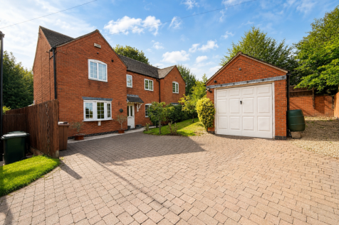 Swadlincote, DE11 - property photo