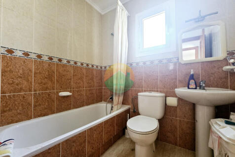 2 Bedroom Detached For Sale-FOD374-18