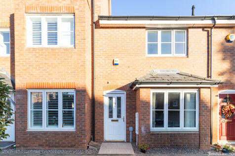 2-bed terraced on Canal Court, Acocks Green, Birmingham, £1,100/mo