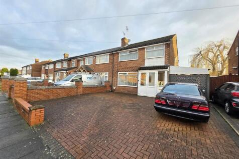 Front Elevation - Wide Driveway