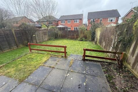 37 Muncaster Garden.jpg