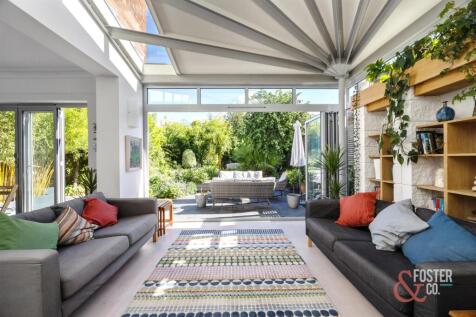 Dyke Road, 306-020.jpg