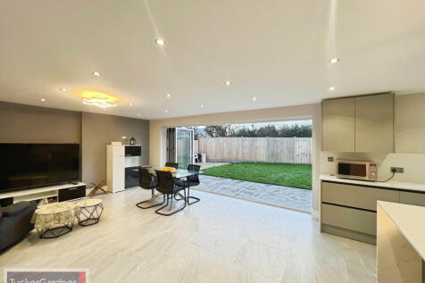 Red Hill Close, Great Shelford, Cambridge, CB22 5JP photo 4