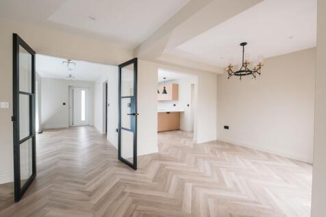 Reception/Dining Room