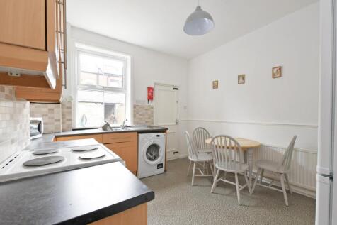 Holland Road, Highfield, Sheffield photo 4