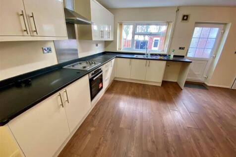 Beake Avenue, Radford, Coventry photo 3