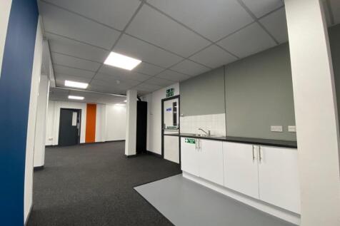 G08 Kitchen Area.jpg