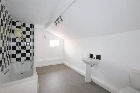 Retail Property (high street) to rent Image 10