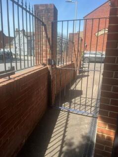gate.jpg
