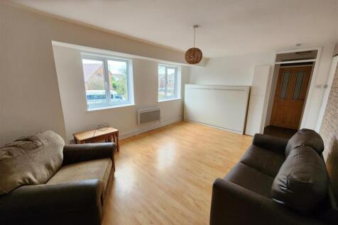 Redstock Close, Bolton photo 4