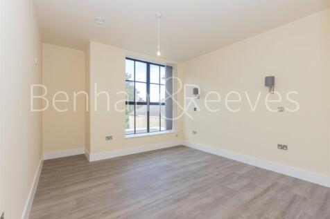 Carlyle Road, London, W5 photo 3