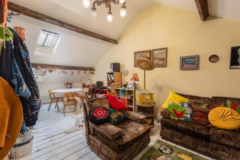 Piercy End 44 Bedroom 4-2.jpg