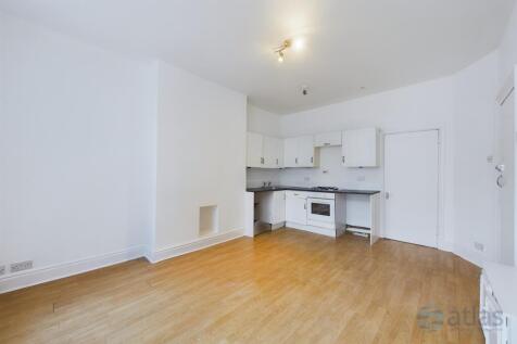 Living Area / Kitchen