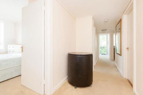 22 Wellington Clo...