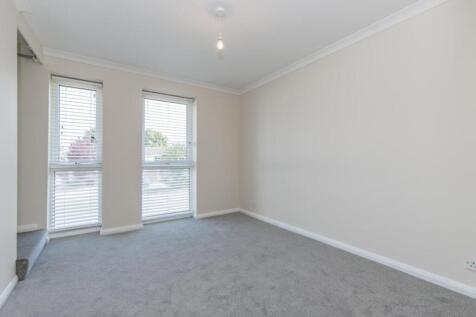 Kennet Close, Grove, Wantage photo 4