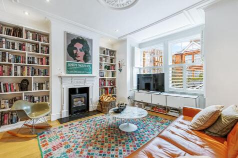 32 Compton Crescent-3.jpg