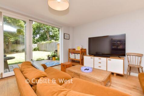 Kitchen / Lounge / Diner