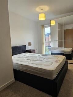 bed2.jpg