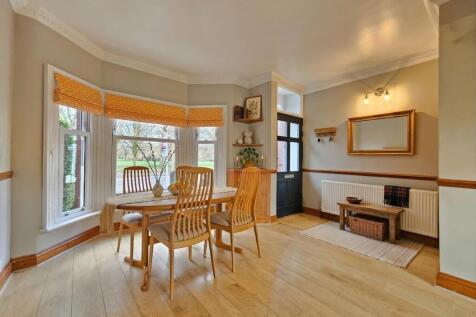 Living Dining Room