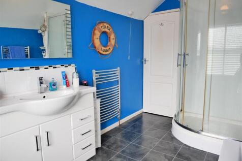 Four Piece Family Bathroom