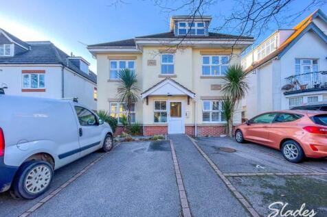 3 james court front 