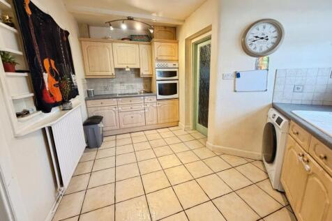 Kitchen Pic Two
