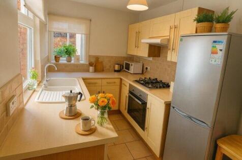 essex-street-nn2-6dr-1015352