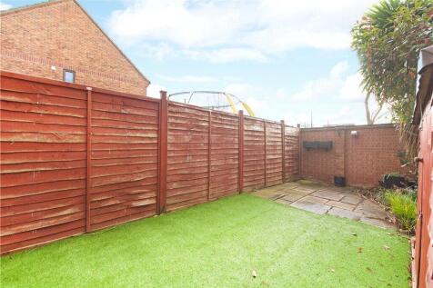 Onslow Court, Caldecotte, Milton Keynes, Buckinghamshire, MK7 photo 3