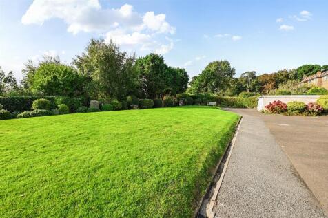 18 St Peter¿s court tn40 (19).jpg