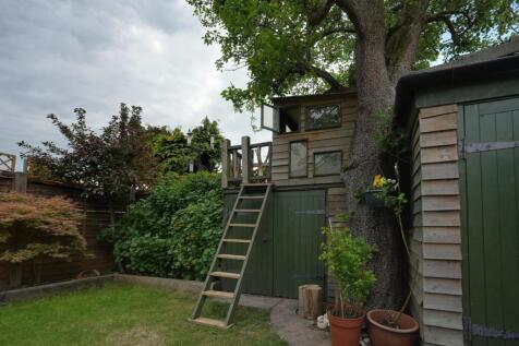 Tree house