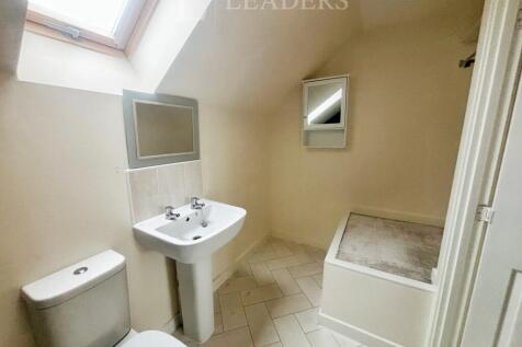 882bf1be-ensuite1.jp