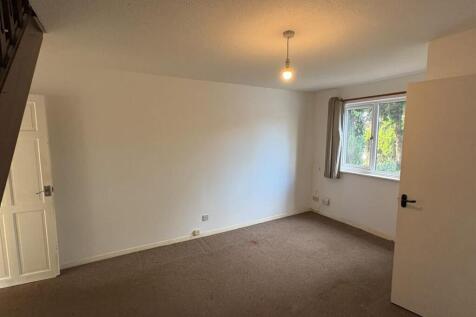 Living Room.jpg