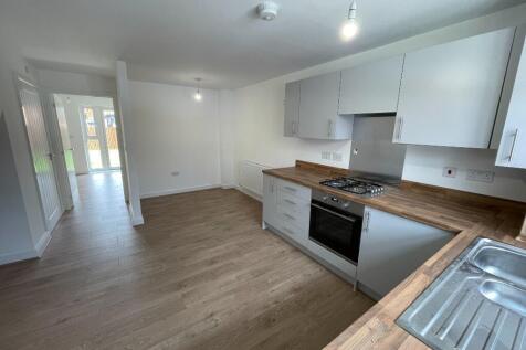 Rothwell Gardens, WA3 photo 3