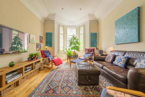 6 bed, 4 bath Town House in Glasgow - Photo 11