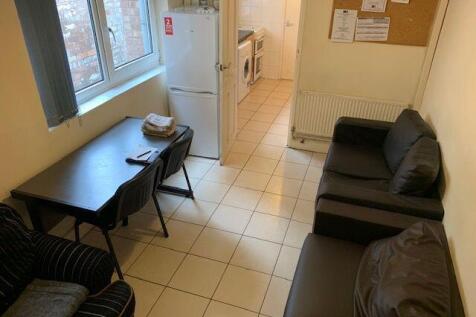 106 Plymouth Place, CV31 1HW photo 4
