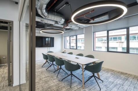 6th Floor Fitted