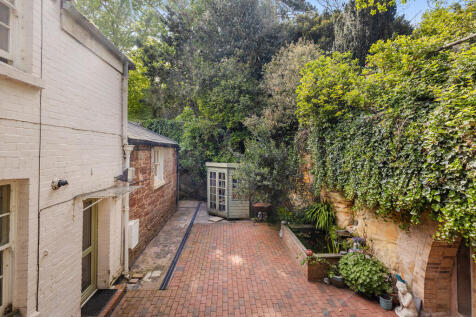 A08 - Devington P...