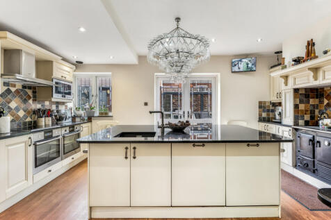 Click to visit Rightmove listing