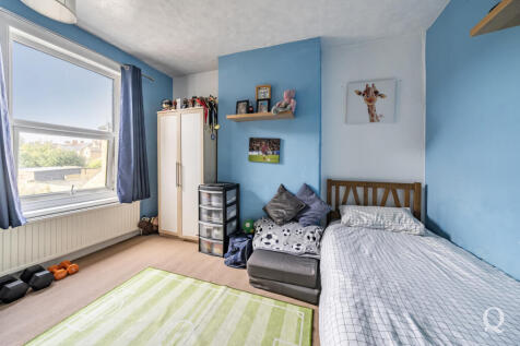 084dd03b-acb7-408...