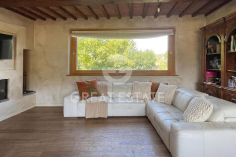 Interno