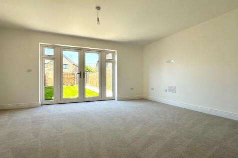 Heron Lane, Hambrook, Chichester, PO18 photo 3