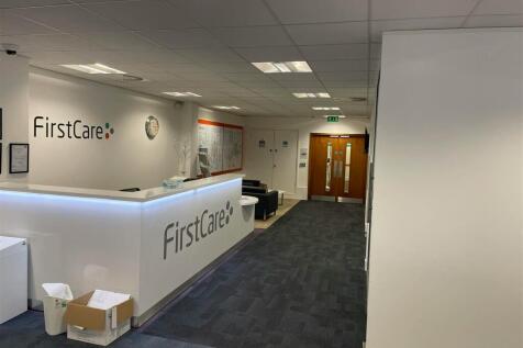 First Floor 28 Clarendon Road 15.JPG
