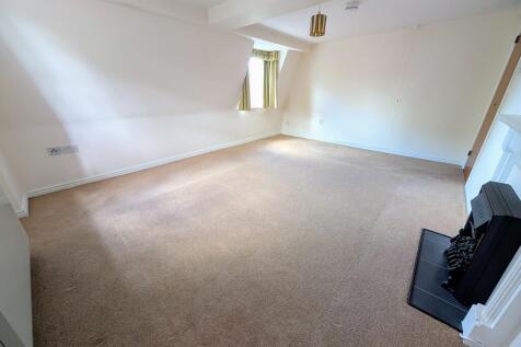 PXL_20250912_1048...